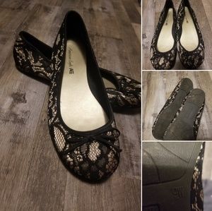 American Eagle flats